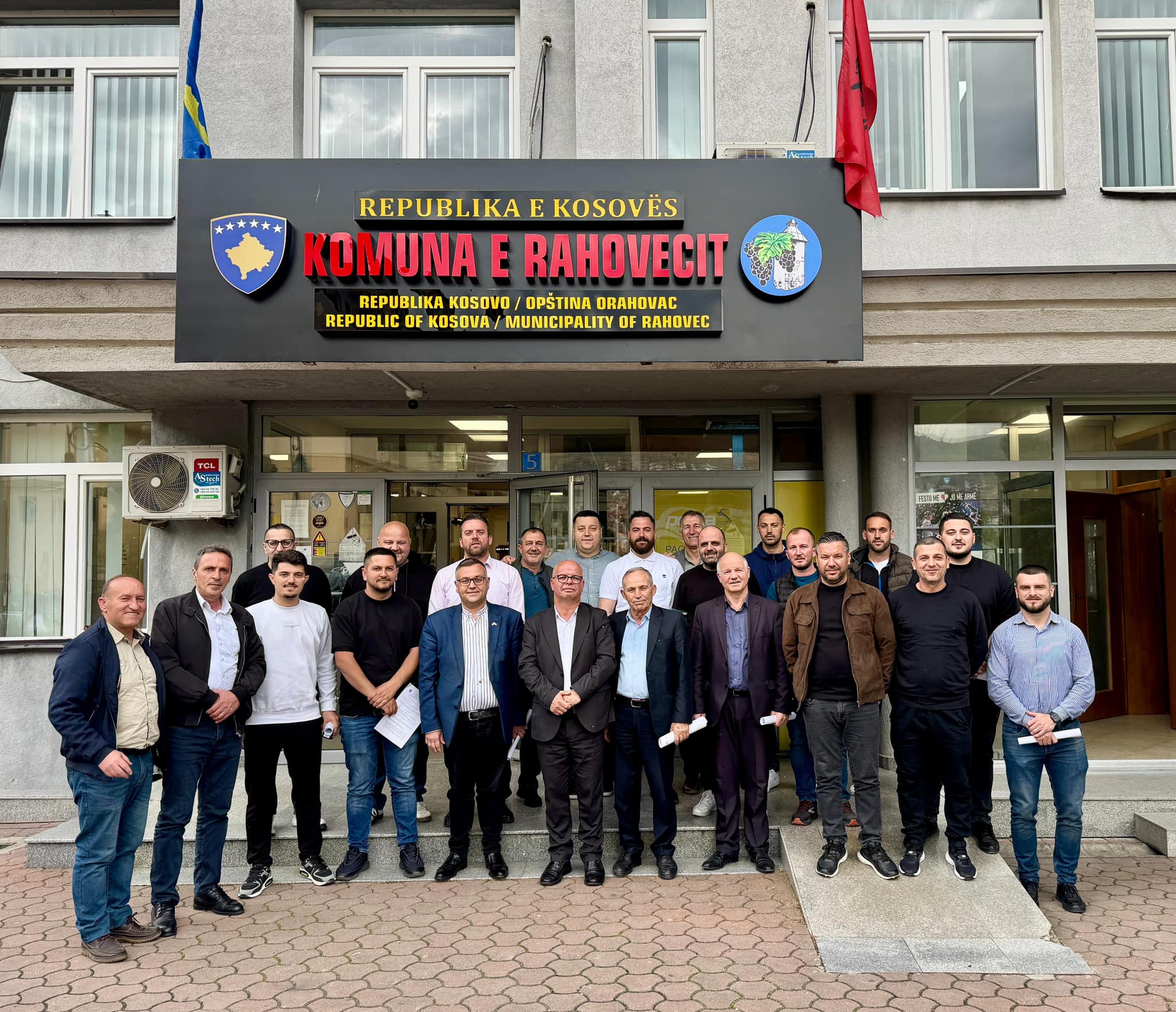 U NËNSHKRUAN KONTRATAT ME ORGANIZATAT PËRFITUESE TË SUBVENCIONEVE